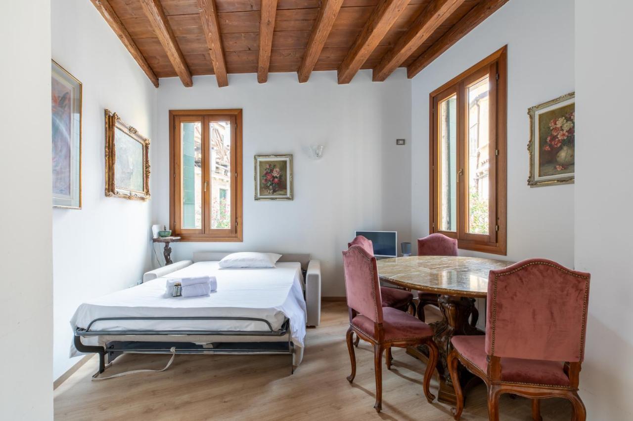 Venice Love Suite *